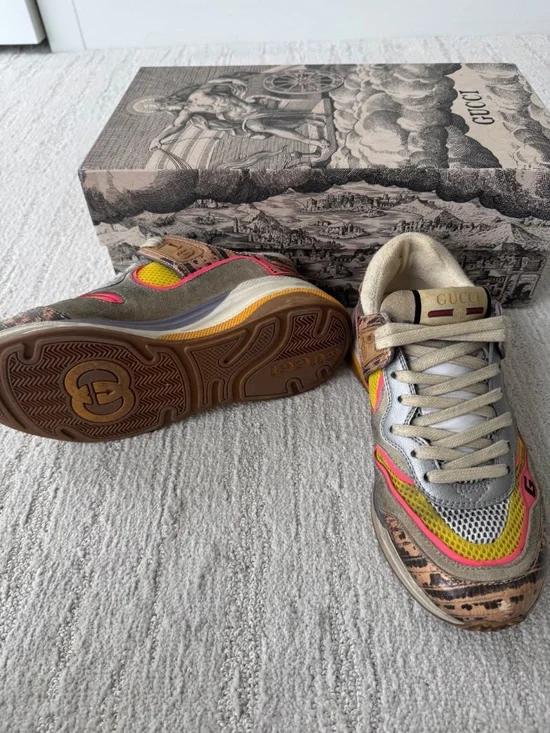 Gucci Suede Pattern Sneakers Women's Size 7-7.5 - Picture 6 of 8